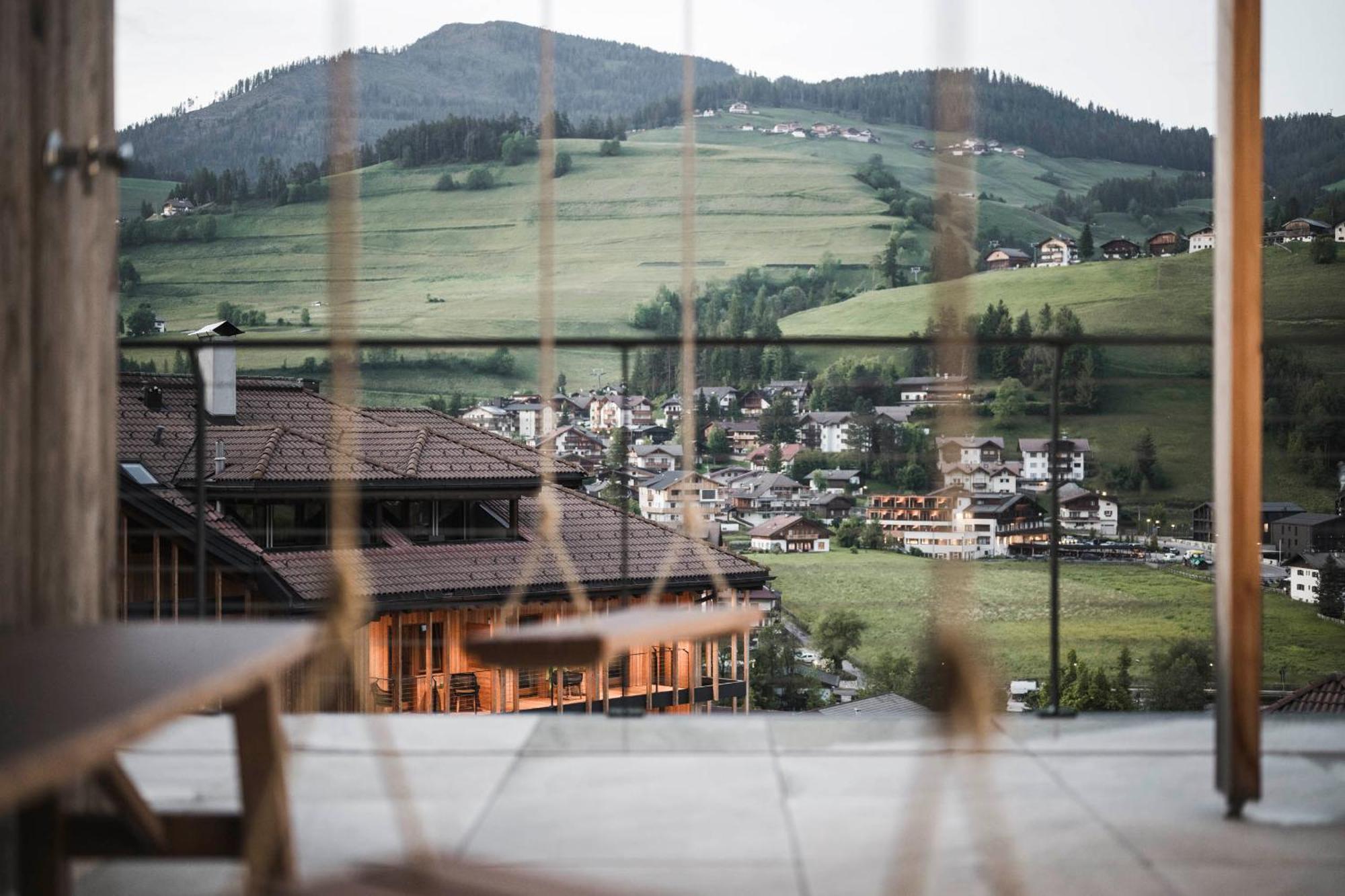 Excelsior Dolomites Life Resort San Vigilio Di Marebbe Exterior foto